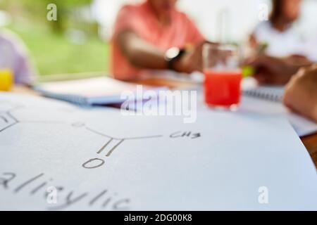 Children learn chemistry in the summer school tuition summer school in the tuition camp Stock Photo