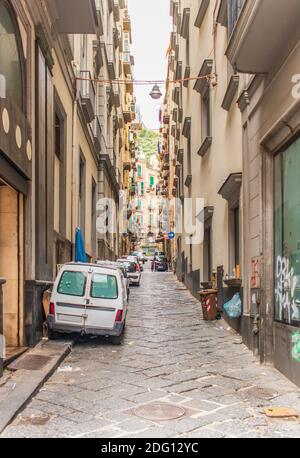 An intricate maze of narrow streets and alleys, the Spanish Neighborhoods (Quartieri Spagnoli) are the heart of Naples. Here's a glimpse Stock Photo