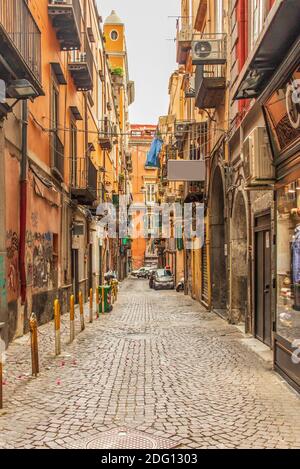 An intricate maze of narrow streets and alleys, the Spanish Neighborhoods (Quartieri Spagnoli) are the heart of Naples. Here's a glimpse Stock Photo