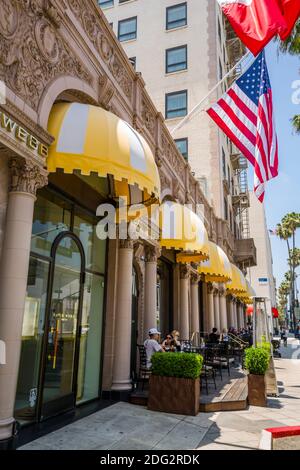 View of cafe on Wilshire Avenue at Beverley Wilshire Hotel, Beverley Hills, Los Angeles, California, United States of America, North America Stock Photo