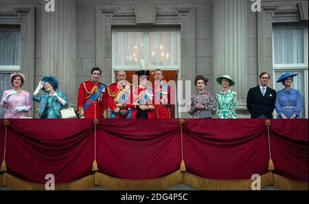 THE CROWN, from left: Penny Downie as Duchess of Gloucester, Marion Bailey as Queen Mother, Josh O'Connor as Prince Charles, Charles Dance as Lord Mountbatten, Olivia Colman as Queen Elizabeth II, Tobias Menzies as Prince Philip, Helena Bonham Carter as Princess Margaret, Erin Doherty as Princess Anne, (Season 4, ep. 401, aired Nov. 15, 2020). photo: Des Willie / ©Netflix / Courtesy: Everett Collection