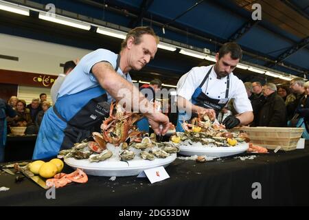 Finale of the 16th Edition Of The French Championship Of Oyster Sellers during the Gourmet Lounge Sea and Vineyard fair at Parc Floral in Vincennes, near Paris, France, on February 06, 2017. Photo by Laurent Zabulon/ABACAPRESS.COM Stock Photo