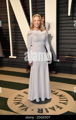 Faye Dunaway arriving for the Vanity Fair afterparty at Morton's