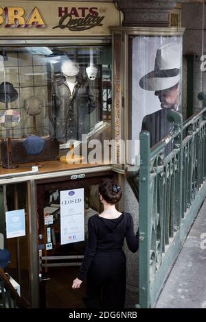 Hat cheap shop melbourne