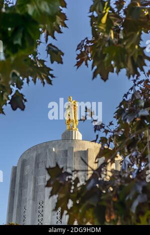 Oregon State Capitol Building in Salem, Oregon Stock Photo