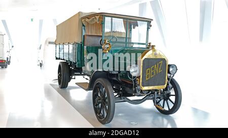 Miniature Matchbox 1/43 - Mercedes-Benz Fire Engine 1912, Premier Secours, Rouge