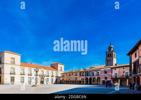 Plaza Mayor - Main square. Arcaded square, typical Castilian architecture. Medinaceli, Soria, Castilla y León, Spain, Europe. Stock Photo