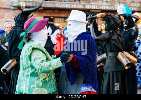 Luzon Carnival. Two characters are the protagonists of the Luzon Carnival, Devils and Masked Figures - Diablos y mascaritas. Luzón, Guadalajara, Casti Stock Photo