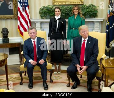 United States President Donald J. Trump meets King Abdullah II of Jordan in the Oval Office of the White House in Washington, DC, USA, on Wednesday, April 5, 2017. Photo by Ron Sachs/CNP/ABACAPRESS.COM Stock Photo