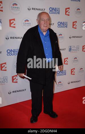 Raymond Depardon attending the On N'Est Pas Couche TV Show photocall during the 70th Cannes Film Festival in Cannes, France on May 24, 2017. Photo by Julien Reynaud/APS-Medias/ABACAPRESS.COM Stock Photo