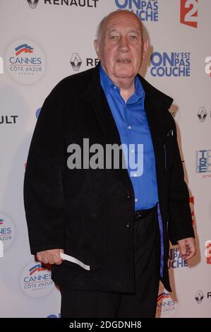 Raymond Depardon attending the On N'Est Pas Couche TV Show photocall during the 70th Cannes Film Festival in Cannes, France on May 24, 2017. Photo by Julien Reynaud/APS-Medias/ABACAPRESS.COM Stock Photo