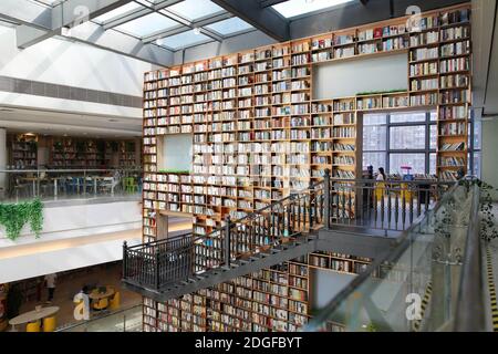 The first library jointly built by Guangzhou and Foshan, READING HOME, covers an area of 1,000-square-meters and features a 16.2-meter-tall giant book Stock Photo