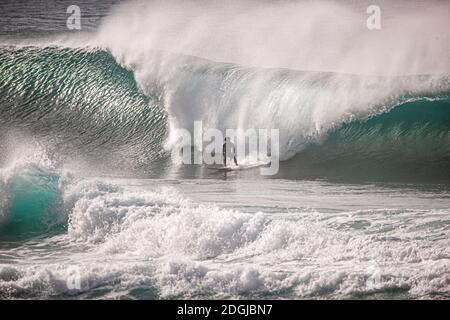 Haleiwa, HI, USA. 8th Dec, 2020. Atmosphere pictured at the 2020 Pipe Invitational on day 1 of the Billabong Pipe Masters Surfing Tournament in Haleiwa, HI on December 8, 2020. Credit: Erik Kabik Photography/Media Punch/Alamy Live News Stock Photo