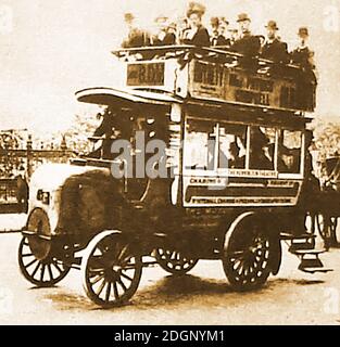 1899 photograph of the first Lawson type motor bus put into service in London. In 1855 the London General Omnibus Company  was founded to amalgamate and regulate all horse-drawn omnibus services  operating in London but began manufacturing and operating motor vehicles from 1909 onwards. Stock Photo