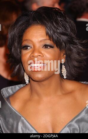 Oprah Winfrey at the Vanity Fair Oscars Party 2004 in Los Angeles. Doug Peters/allactiondigital.com   Stock Photo