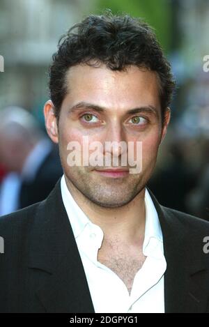 Rufus Sewell arriving at the European Premiere of Kingdom of Heaven, Leicester Square, London. Doug Peters/allactiondigital.com  Stock Photo