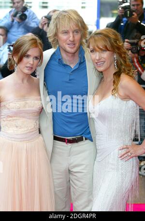 Isla Fisher, Owen Wilson and Jane seymour at the world premiere of Wedding Crashers, Leicester Square, London. Doug Peters/allactiondigital.com  Stock Photo