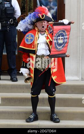 A town crier outside the Lindo Wing at St Mary's Hospital in Paddington, London. Photo credit should read: Doug Peters/EMPICS Entertainment Stock Photo