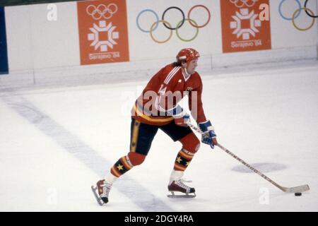 Erich KUEHNHACKL, Germany, ice hockey player, in the jersey of the German national ice hockey team, action, at the Olympic Winter Games in Sarajevo, Yugoslavia, XIV. Olympic Winter Games 1984 in Sarajevo Yugoslavia, from 08.02. until February 19, 1984. Â | usage worldwide Stock Photo