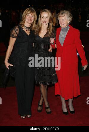 Amanda Holden and family arriving at the World Premiere of The Golden Compass, Odeon Cinema, Leicester Square, London. Stock Photo