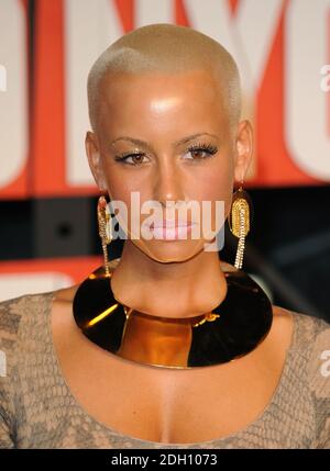 Amber Rose arrives at the 2009 MTV Video Music Awards, held at the