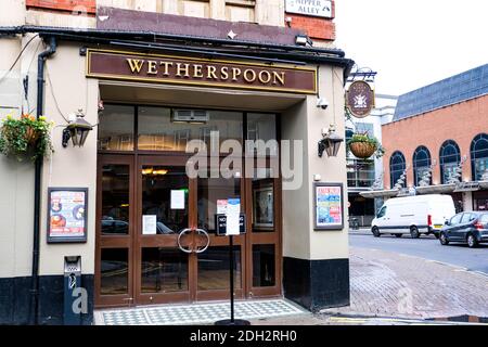 Kingston London, December 09 2020, J D Wetherspoond Pub Facing A Crisis In The Hospitality Industry Due To The COVID-19 Lockdown Stock Photo