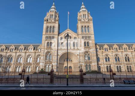 Exterior view of the Natural History Museum on Cromwell Road, South Kensington. Stock Photo