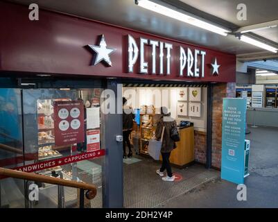 A branch of the chain fast casual restaurant Pret A Manger. Stock Photo