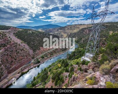 Green River below the dam, Flaming Gorge Dam, Flaming Gorge National Recreation Area, Dutch John, Utah. Stock Photo