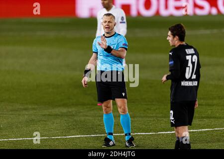 Madrid, Spain. 9th Dec, 2020. Referee Bjorn Kuipers gestures during the UEFA Champions League group stage match between Real Madrid and Monchengladbach at Estadio Alfredo Di Stefano on December 09, 2020 in Madrid, Spain. Photo by Eurasia Sport Images / Alamy Stock Photo