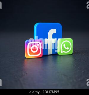 Facebook Instagram Whatsapp Logo Stock Photo Alamy