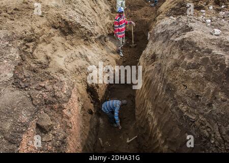 Artisanal illegal mining in Democratic Republic of Congo Stock Photo