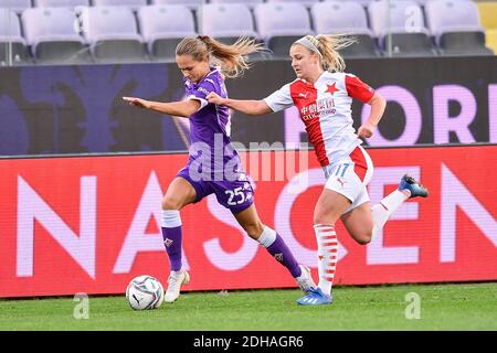 Fiorentina Femminile Vs Slavia Praga Imagem Editorial - Imagem de mulheres,  fotografia: 204503405