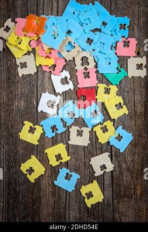 Price Tag Bread Clip. The color of plastic tags on bread bag use to tell  you which day of the week bread was baked on. Stock Photo