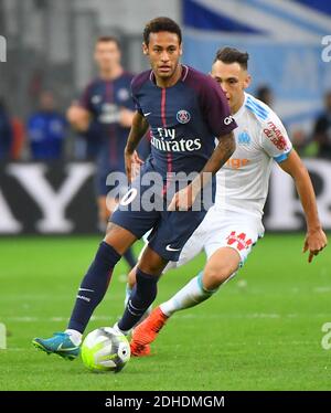 Paris, France. 29th Jan, 2023. Paris Saint-Germain's Neymar wears a jersey  with his name in Chinese during a French Ligue 1 football match between Paris  Saint-Germain and Stade de Reims as part