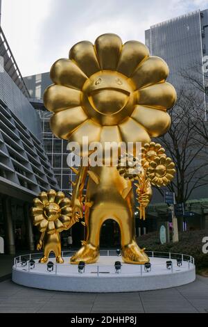 Takashi Murakami has added a 10m-tall golden statue to Roppongi Hills