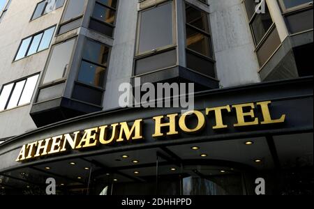 Athenaeum Hotel, Piccadilly, London, England Stock Photo