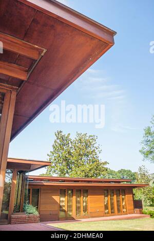 Alabama Florence Rosenbaum House Frank Lloyd Wright Usonian design,built 1939 cypress glass brick outside exterior, Stock Photo