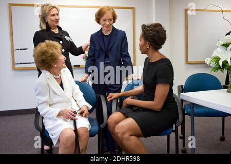 File photo : July 12, 2011'Chuck Kennedy covered the funeral of former First Lady Betty Ford at St. Margaret's Episcopal Church in Palm Desert, California. In attendance were three former First Ladies as well as the current First Lady, all shown here backstage, from left: Nancy Reagan, Hillary Rodham Clinton, Rosalynn Carter and Michelle Obama.' Mandatory Credit: Chuck Kennedy - White House via CNP/ABACAPRESS.COM Stock Photo