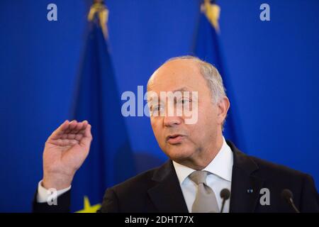 LAURENT FABIUS, ANCIEN MINISTRE DES AFFAIRES ETRANGERES - PASSATION DE POUVOIR AU QUAI D'ORSAY, MINISTERE DES AFFAIRES ETRANGERES Photo by Nasser Berzane/ABACAPRESS.COM Stock Photo