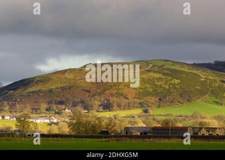 Caer Drewyn an iron age hill fort with dry stone ramparts to the north of Corwen North Wales dated to 500 BC Stock Photo