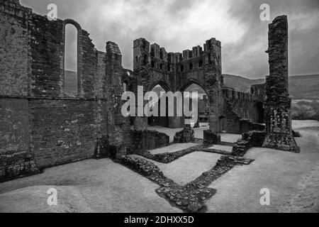 llanthony priory, brecon beacons national park in monmouthshire, south east wales: Stock Photo