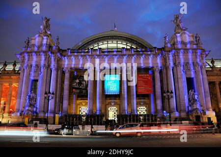 Outside illustration of Paris Art Exhibition 'Art Paris Art Fair' at the Grand Palais during March 31st-April 3rd, in Paris, France, on April 01, 2016. This year, South Korea guest of honour. Photo by Alain Apaydin/ABACAPRESS.COM Stock Photo