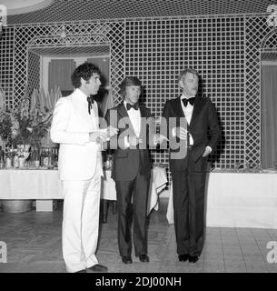 File - Donald Sutherland and Elliott Gould attend the 27th Annual Cannes Film Festival in Cannes, France, on 1974. Photo by Agence/APS-MEDIAS/ABACAPRESS.COM Stock Photo