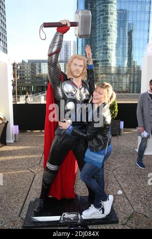 Vanessa Valence lors du vernissage de l'exposition Marvel AVENGERS S.T