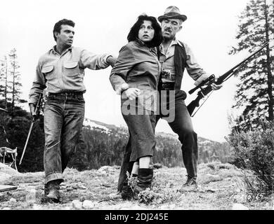 1958 , USA: The italian movie actress ANNA  MAGNANI with Anthony franciosa and Anthony Queen  in  WILD IS THE WIND  ( Selvaggio è il vento )  by George Cukor , from the roman ' Furia ' by Vittorio Nino Novarese  - CINEMA - FILM - attrice ------ Archivio GBB Stock Photo