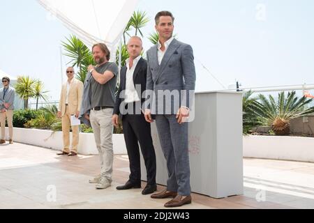 David MACKENZIE - Ben FOSTER - Chris PINE - 69E FESTIVAL DE CANNES 2016 - PHOTOCALL 'HELL OR HIGH WATER' Photo by Nasser Berzane/ABACAPRESS.COM Stock Photo