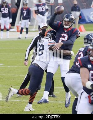 Chicago, United States. 13th Dec, 2020. Chicago Bears inside linebacker Roquan Smith (58) sacks Houston Texans quarterback AJ McCarron (2) in the third quarter at Soldier Field in Chicago on Sunday, December 13, 2020. The Chicago Bears defeated the Houston Texans 36-7. Photo by Mark Black/UPI Credit: UPI/Alamy Live News Stock Photo