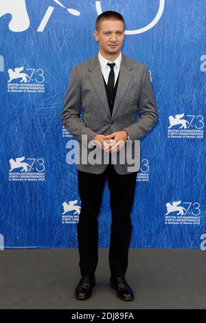 Jeremy Renner attending the 'Arrival' Photocall on the Lido in Venice, Italy as part of the 73rd Mostra, Venice International Film Festival on September 01, 2016. Photo by Aurore Marechal/ABACAPRESS.COM Stock Photo