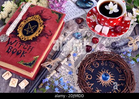 Magic ritual. Wicca, esoteric,voodoo and occult background with vintage witch objects, Halloween background Stock Photo